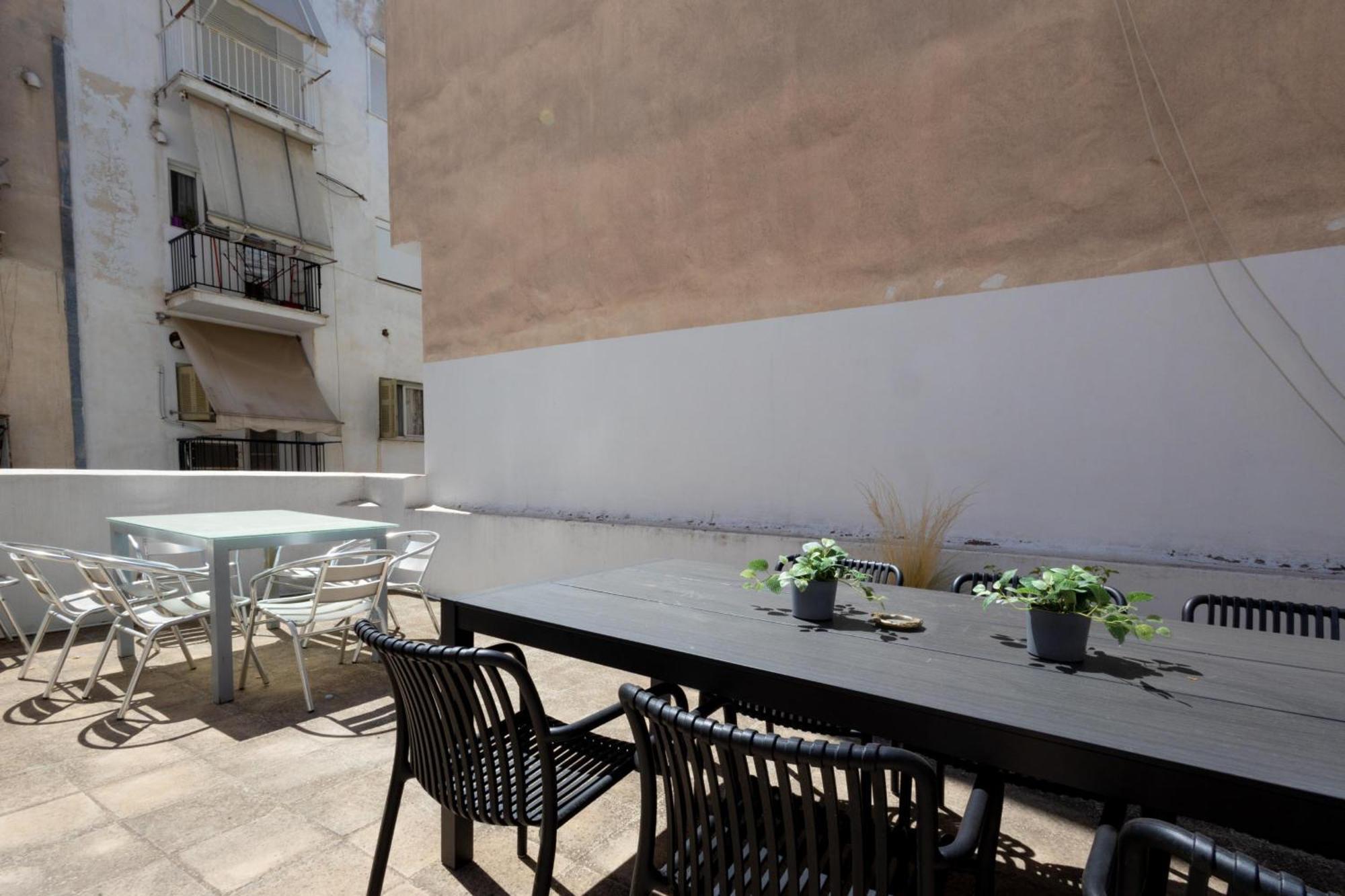 Renovated 5 Bdr House Near Acropolis - New Beds, Terrace & Green Yard Athens Luaran gambar