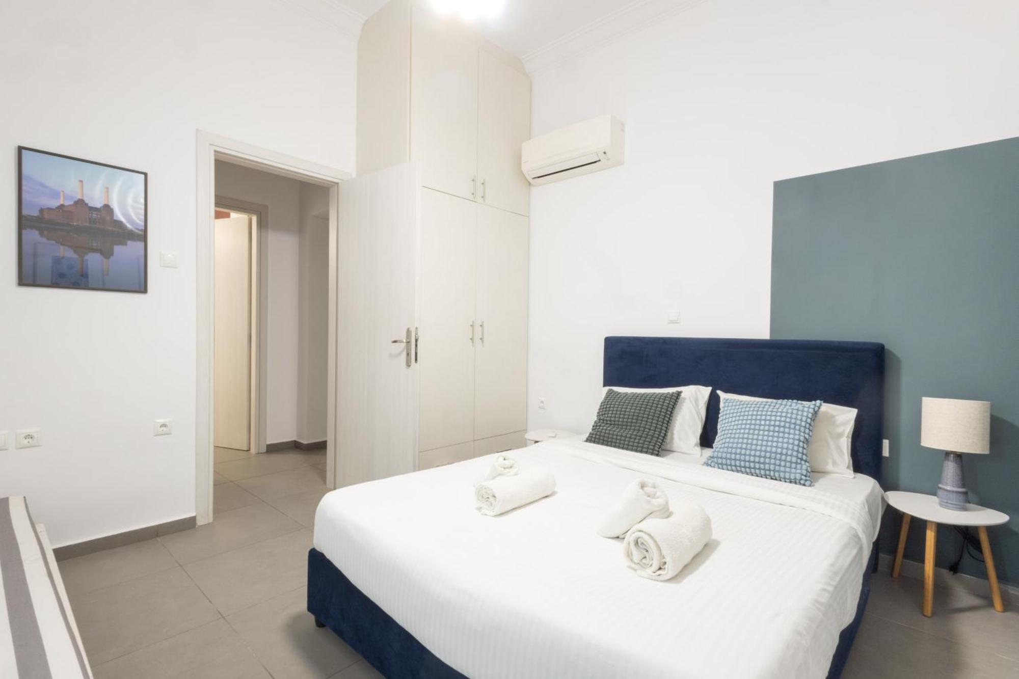 Renovated 5 Bdr House Near Acropolis - New Beds, Terrace & Green Yard Athens Luaran gambar